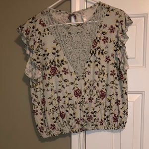Floral semi cropped shirt